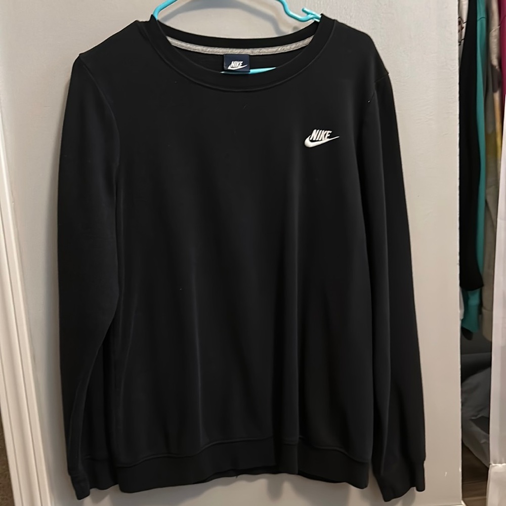 Nike sweatshirt